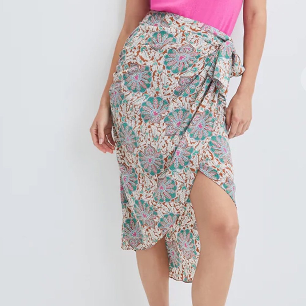 NWT Veronica beard paisley wrap skirt with rouched sides